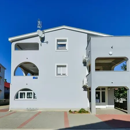 With A Parking Space Sabunike, Zadar - 19430 * Privlaka (Zadar)